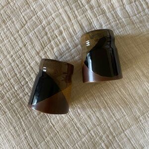 Ceramic salt & pepper shakers